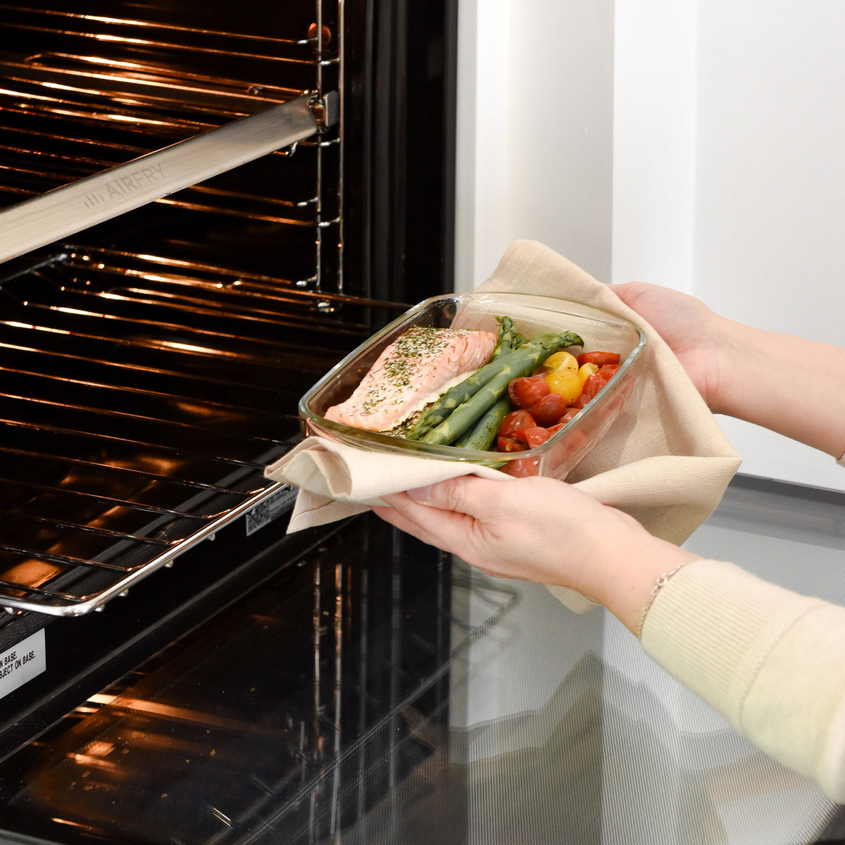 Glass Baking Dish - Small - Cream